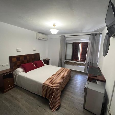Hostal Colon Антекера Екстер'єр фото