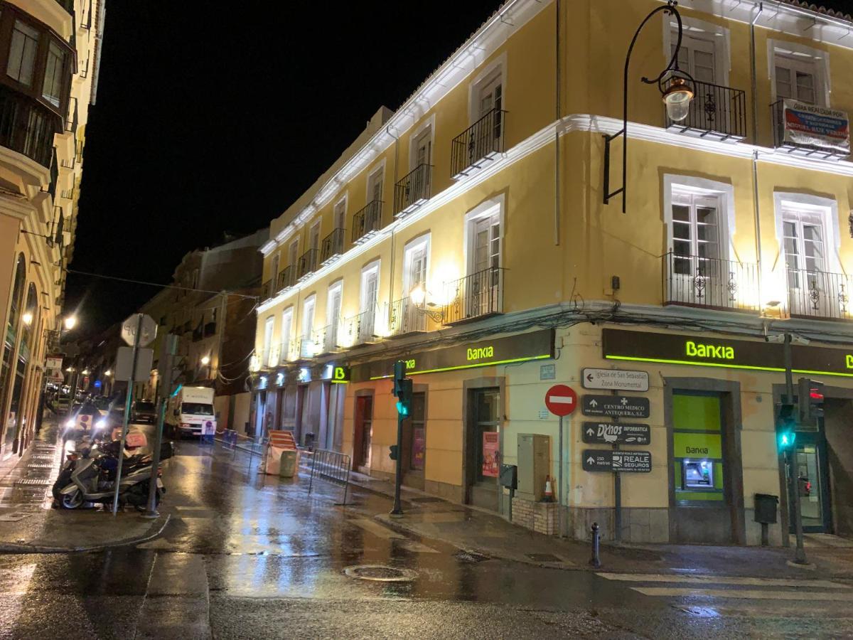 Hostal Colon Антекера Екстер'єр фото