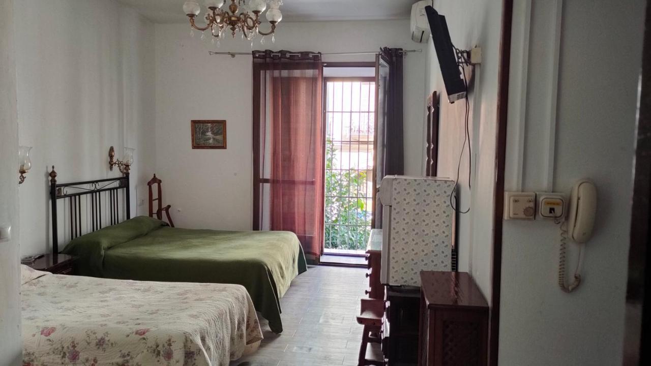 Hostal Colon Антекера Екстер'єр фото