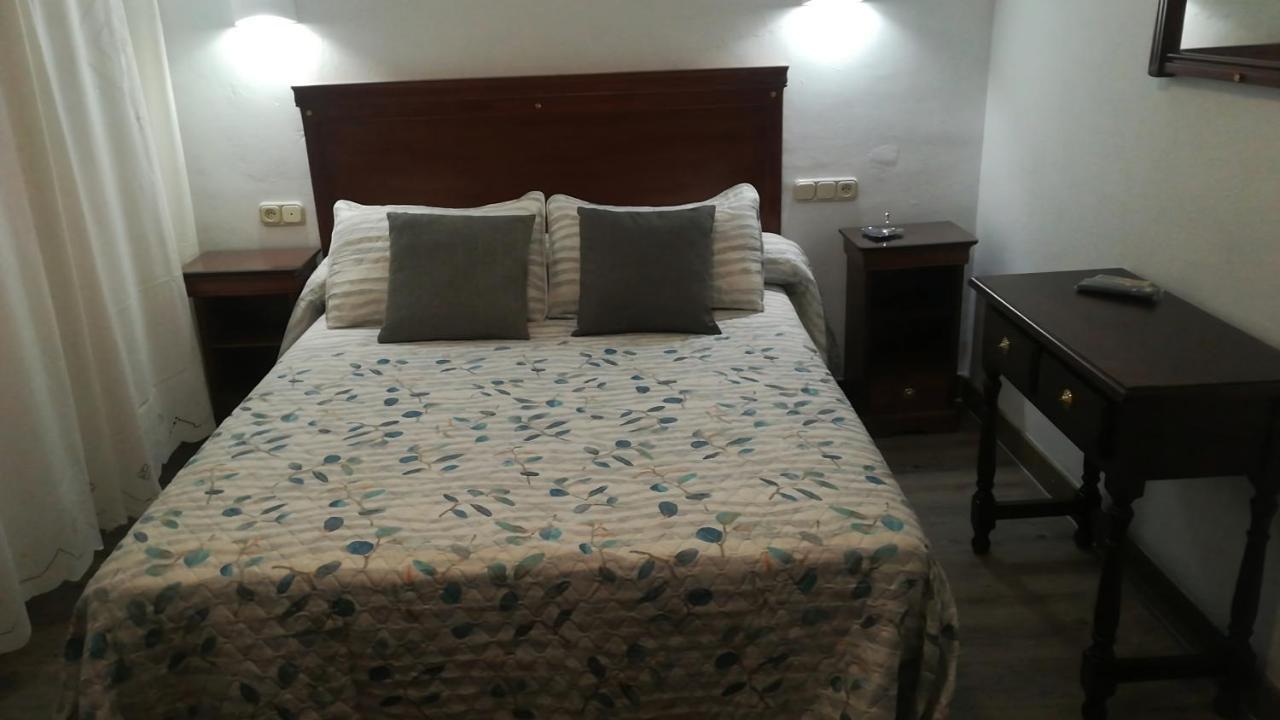Hostal Colon Антекера Екстер'єр фото